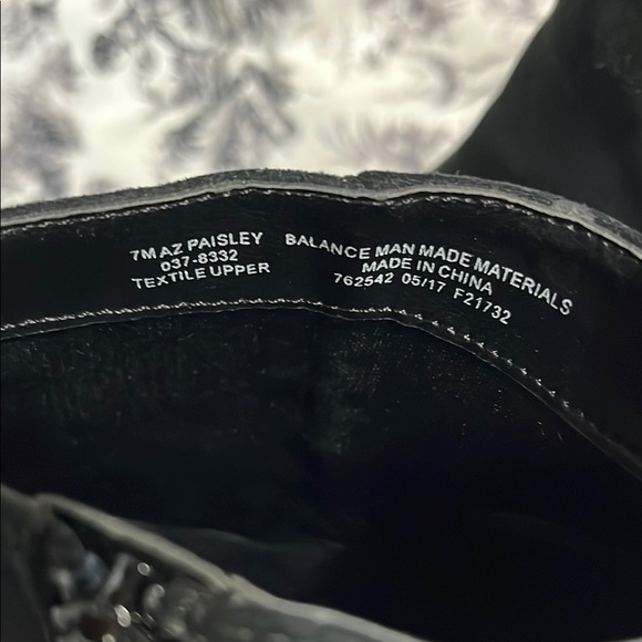 Arizona Jean Company Black Ankle Booties - Picture 4 of 10